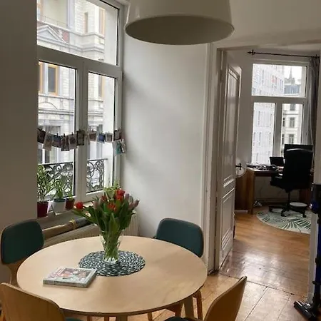 Apartment Flat Typique De